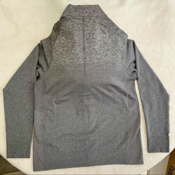 Lululemon Metal Vent Jacket - Perfect Shape Size:M - Picture 2 of 4
